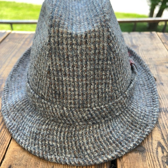 Scotland Hunters Hat Hand Woven Harris Tweed 100% Scottish Wool Grey/Brown - Picture 3 of 6